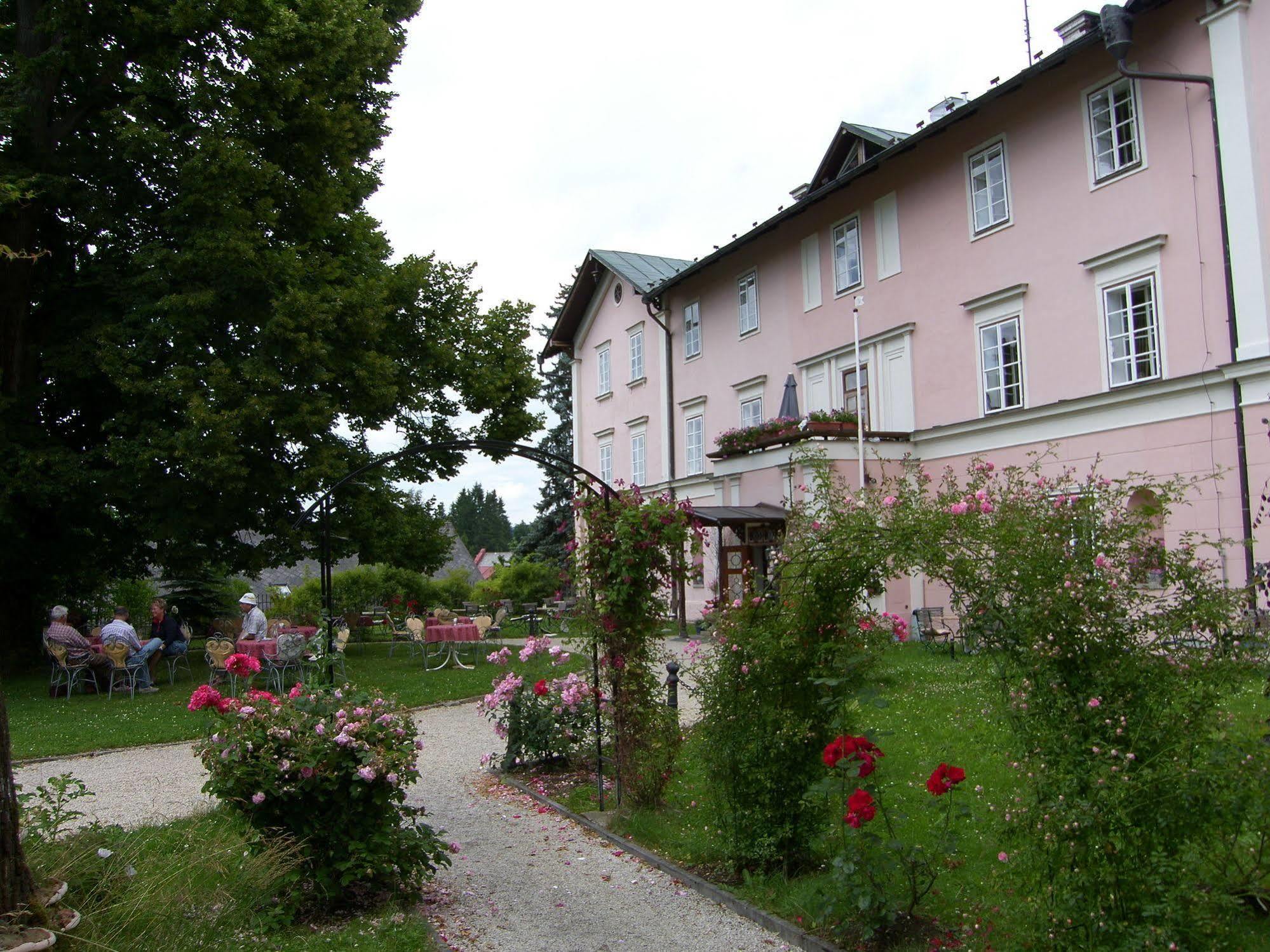 Schlosshotel Zamek Zdíkov Exterior foto